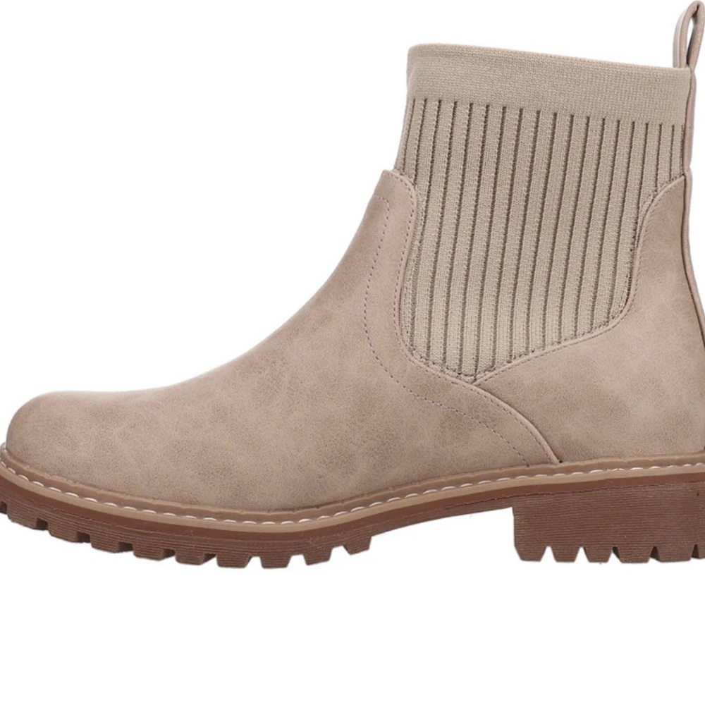 Corkys Cabin Fever Ankle Boots. New with box - Picture 4 of 8